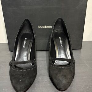 Liz Claiborne Black Suede Heels s7